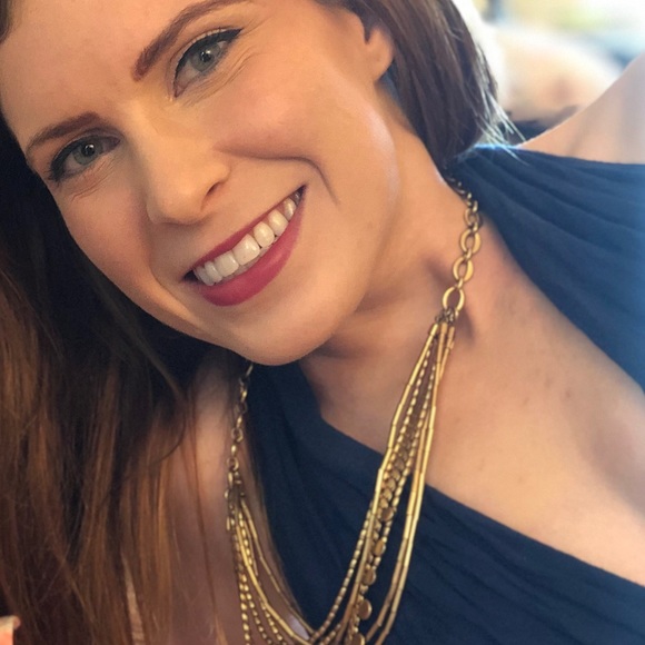 Meet your Posher, Emily - Picture 1 of 1